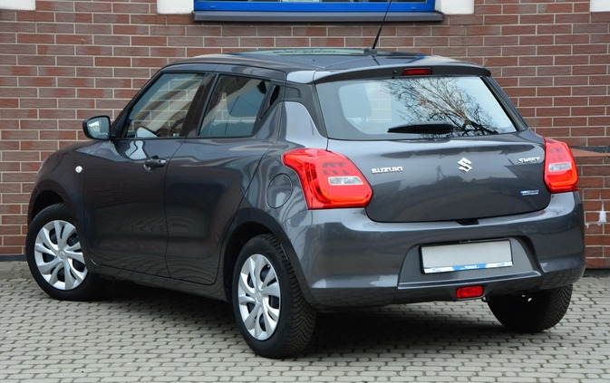 Suzuki Swift cena 59899 przebieg: 44000, rok produkcji 2021 z Włocławek małe 529